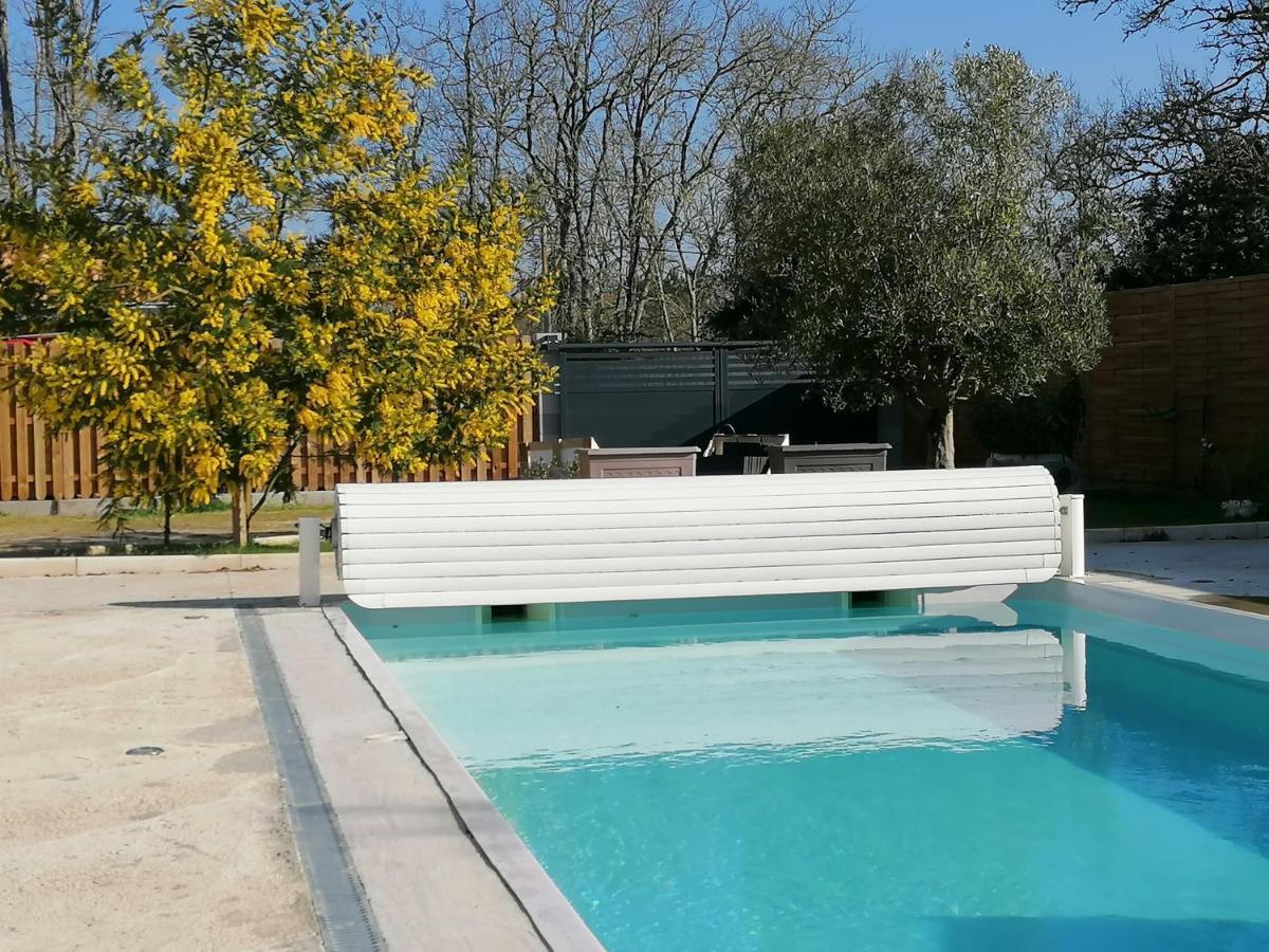 La Resiniere Bed & Breakfast Salles  Exterior foto